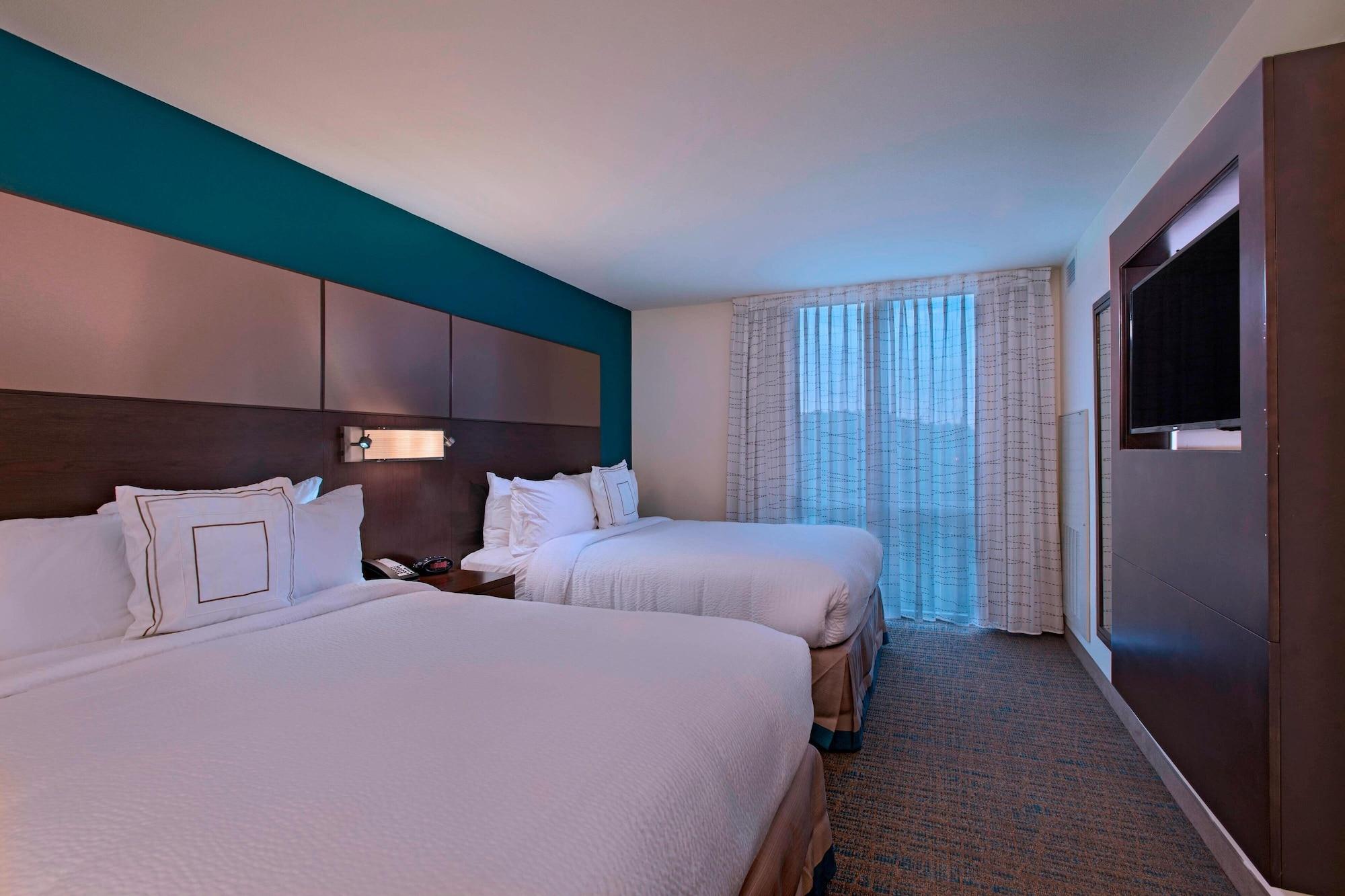 Hotel By Marriott The District At Eastover
