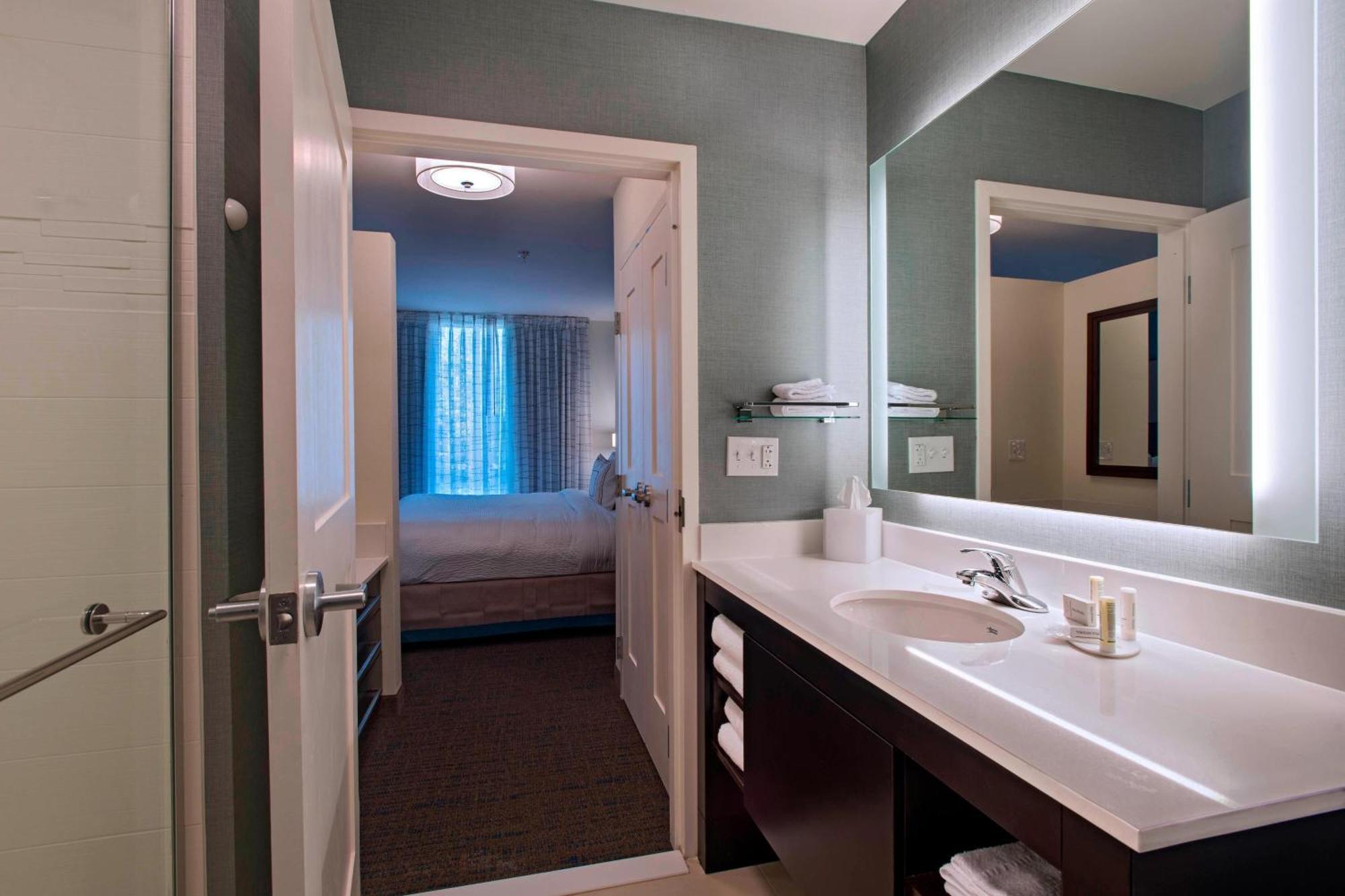 By Marriott The District At Eastover Jackson