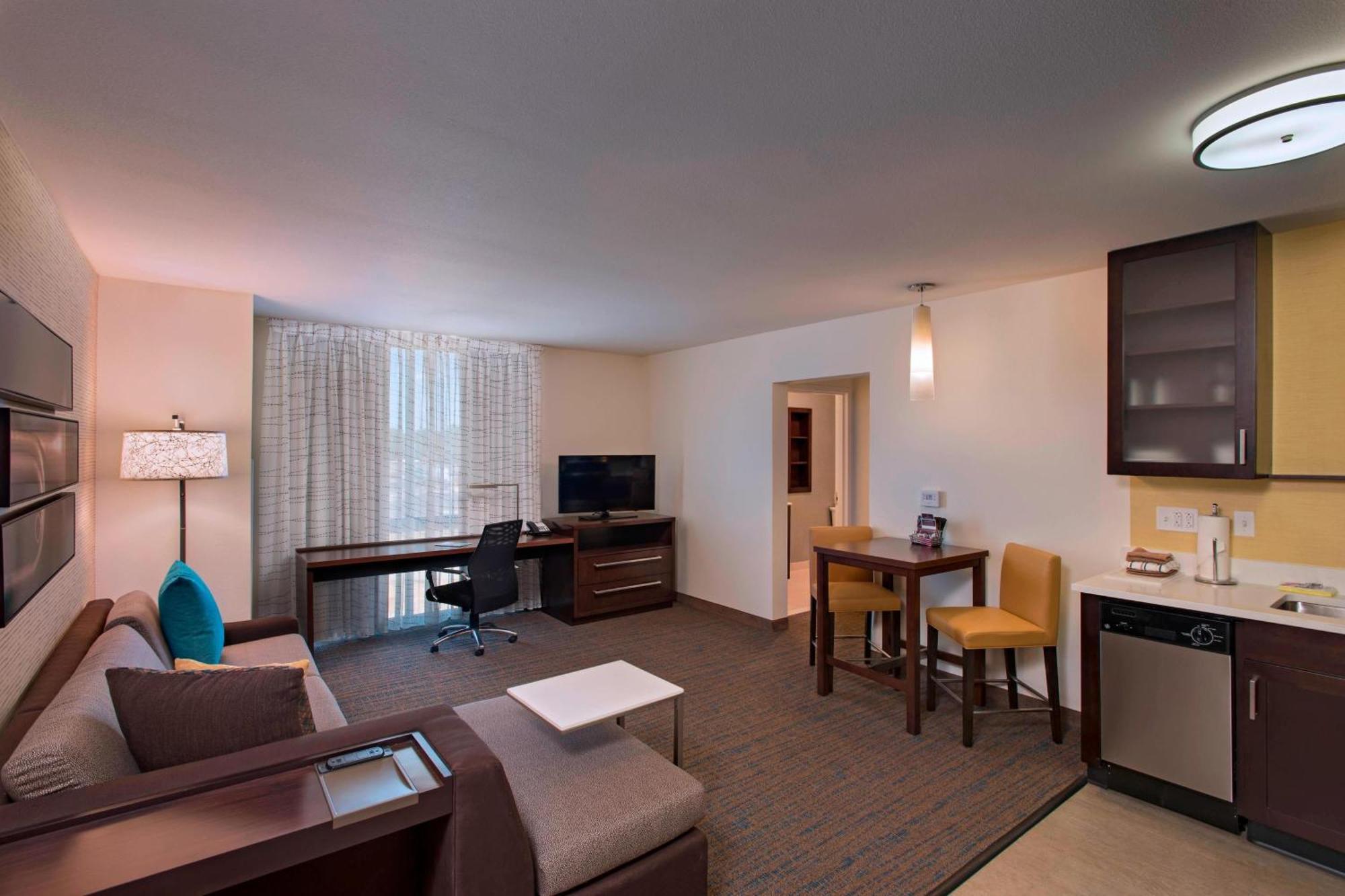 By Marriott The District At Eastover Hotel