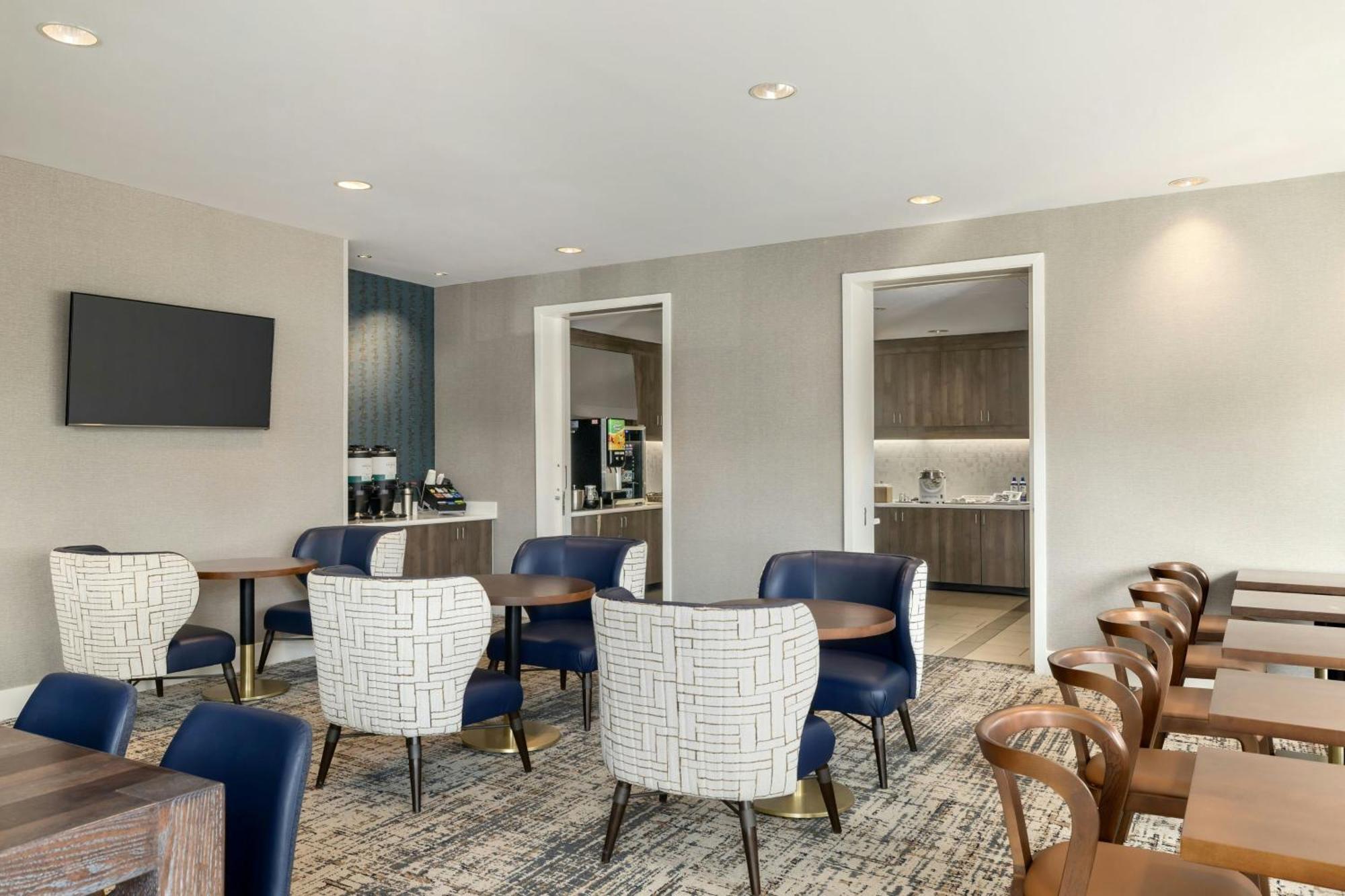 By Marriott The District At Eastover Hotel